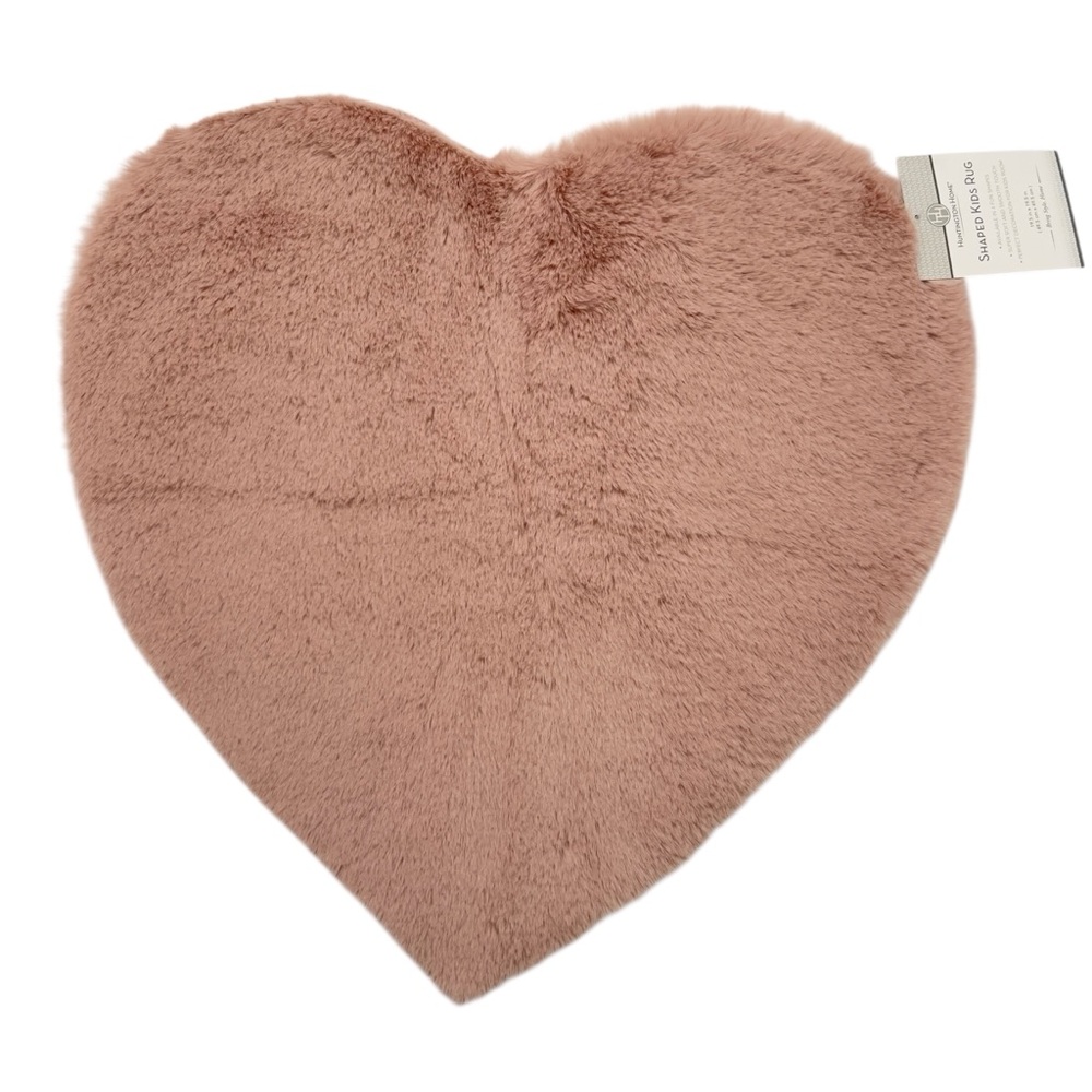 Fluffy Plush Faux Fur Heart Shaped Accent Rug Dusty Rose Pink NWT